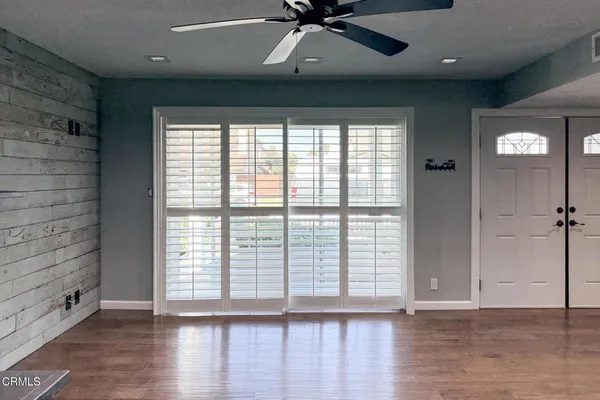 $4,050 | 4950 Nautilus Street, Oxnard, CA 93035