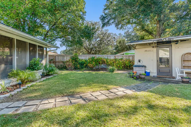 $325,000 | 132 Loizos Drive Northwest, Fort Walton Beach, FL 32548