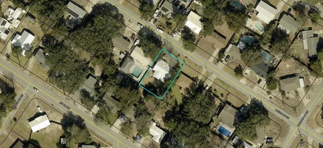 $325,000 | 132 Loizos Drive Northwest, Fort Walton Beach, FL 32548
