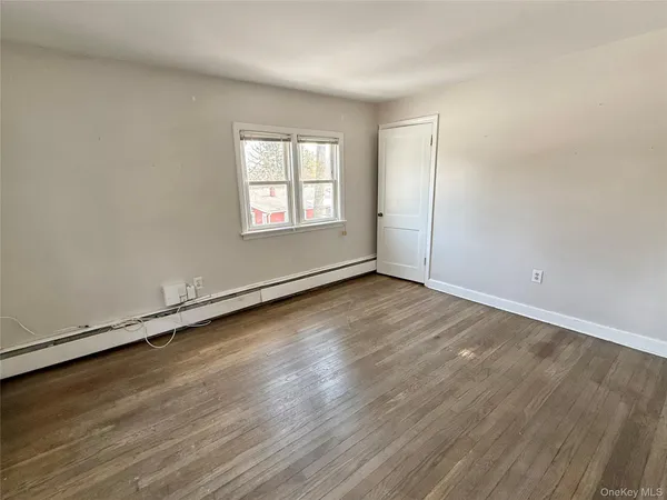 $1,795 | 4 Riverview Avenue, Unit 2, New Windsor, NY 12553