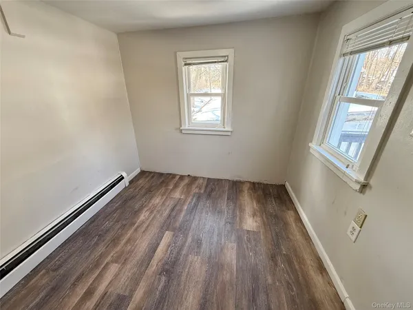 $1,795 | 4 Riverview Avenue, Unit 2, New Windsor, NY 12553