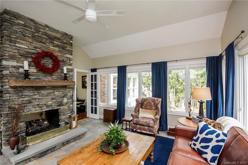 3933 Huckleberry Road Charlotte, NC 28210 - Photo 11 of 24 Gallery Image 11