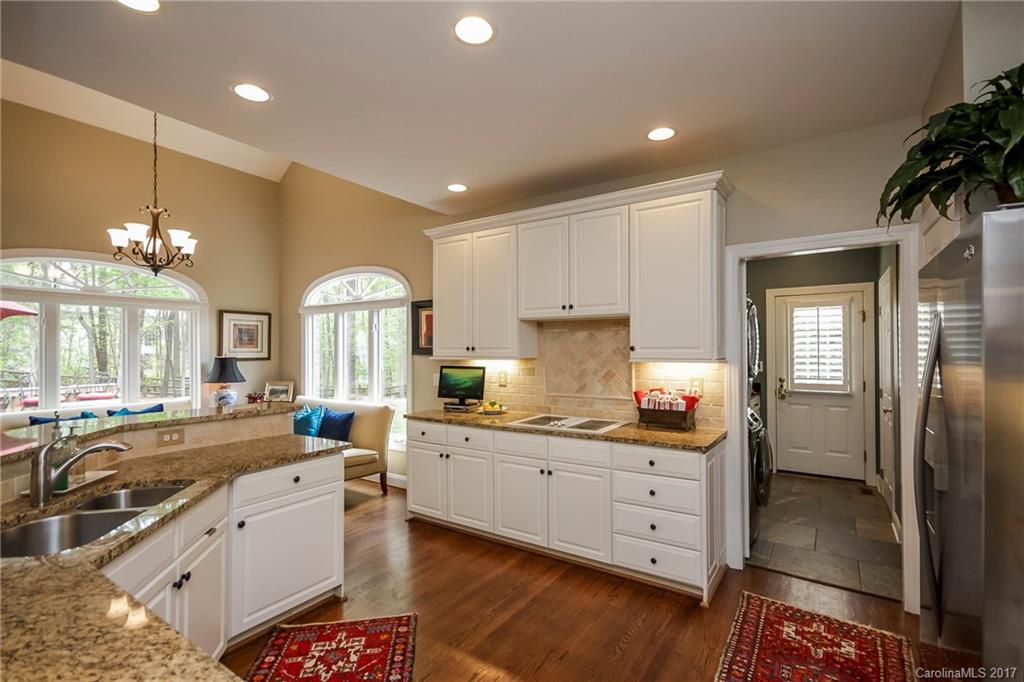 3933 Huckleberry Road Charlotte, NC 28210 - Photo 12 of 24 Gallery Image 12