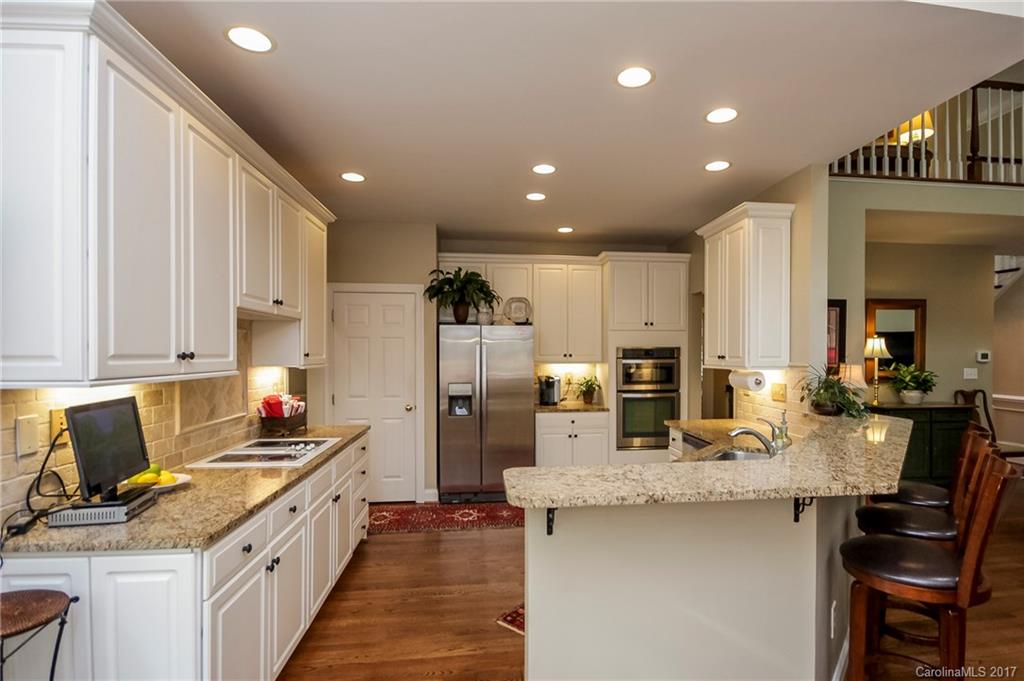 3933 Huckleberry Road Charlotte, NC 28210 - Photo 14 of 24 Gallery Image 14