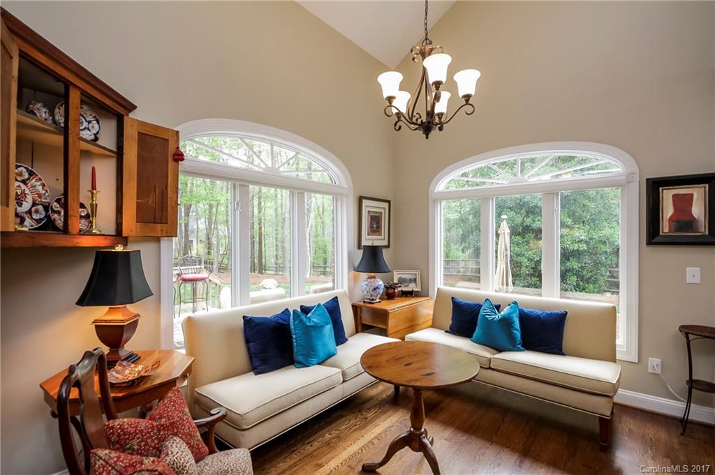 3933 Huckleberry Road Charlotte, NC 28210 - Photo 15 of 24 Gallery Image 15