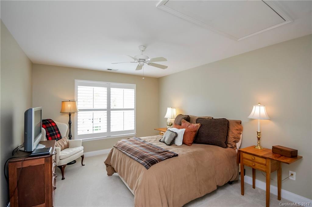 3933 Huckleberry Road Charlotte, NC 28210 - Photo 22 of 24 Gallery Image 22