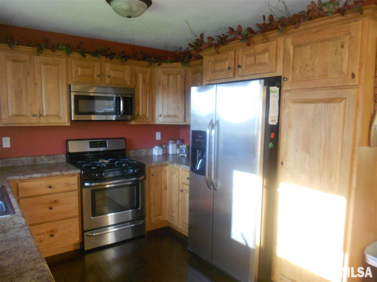 15803 North Elliott Road Princeville, IL 61559 - Photo 8 of 36 Gallery Image 8