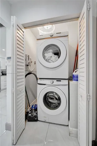 $6,250 | 218 Southeast 4th Street, Dania Beach, FL 33004