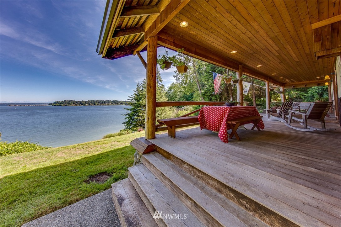 16550 Agate Point Road Northeast Bainbridge Island, WA 98110 - Photo 3 of 25 Gallery Image 3