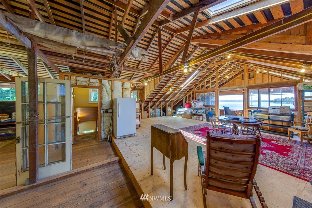 16550 Agate Point Road Northeast Bainbridge Island, WA 98110 - Photo 24 of 25 Gallery Image 24
