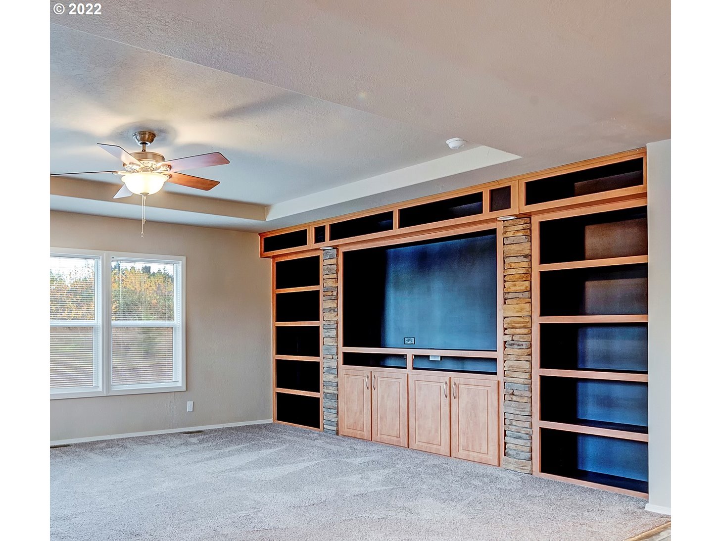 4679 Union Terrace Springfield, OR 97478 - Photo 3 of 16 a view of walk in closet with empty racks