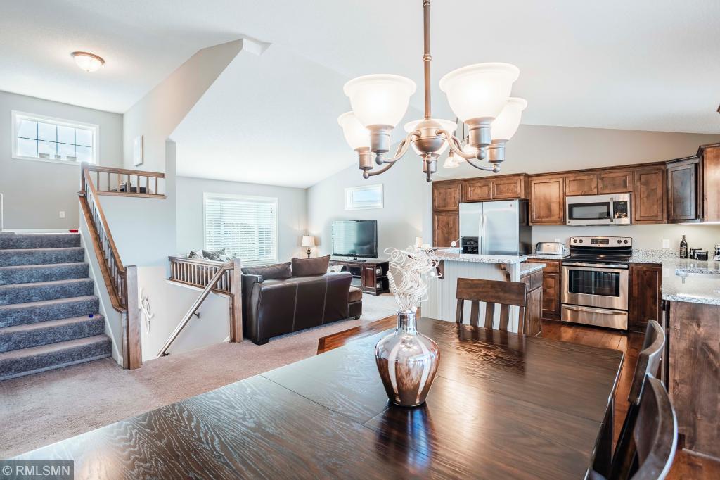 1373 Ridge Lane Shakopee, MN 55379 - Photo 1 of 1 Gallery Image 1