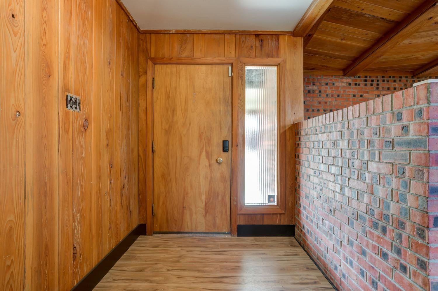 3410 40th Street Lubbock, TX 79413 - Photo 4 of 45 a view of a bathroom with shower