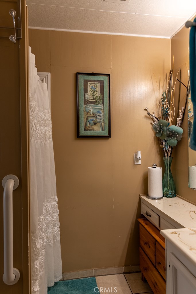 2601 East Victoria Street, Unit 211 Compton, CA 90220 - Photo 18 of 28
