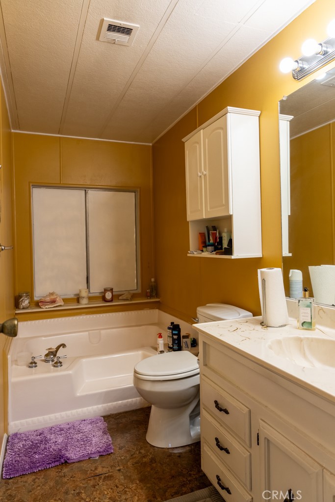 2601 East Victoria Street, Unit 211 Compton, CA 90220 - Photo 23 of 28