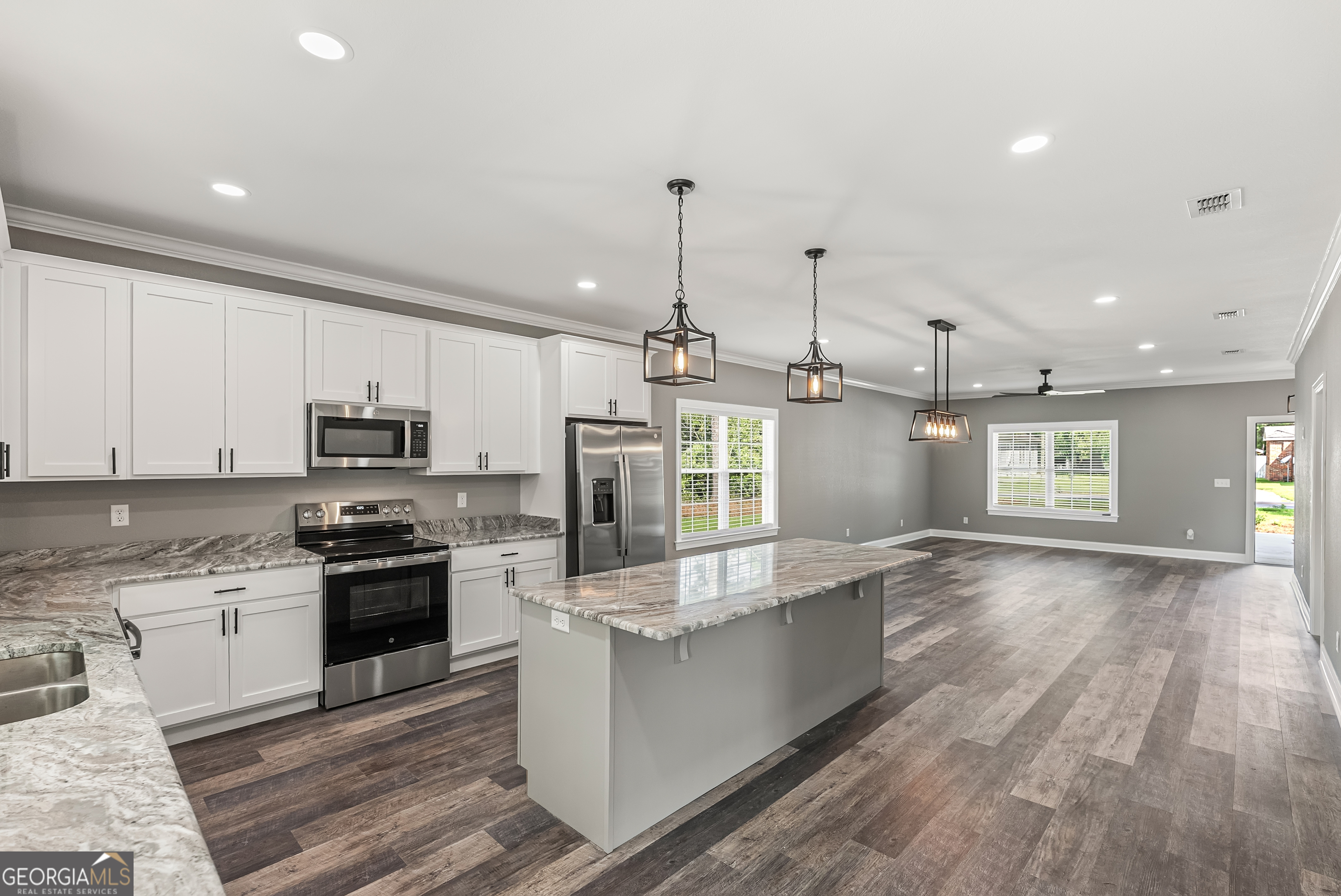 286 Sapp Avenue Southwest Pelham, GA 31779 - Photo 8 of 45
