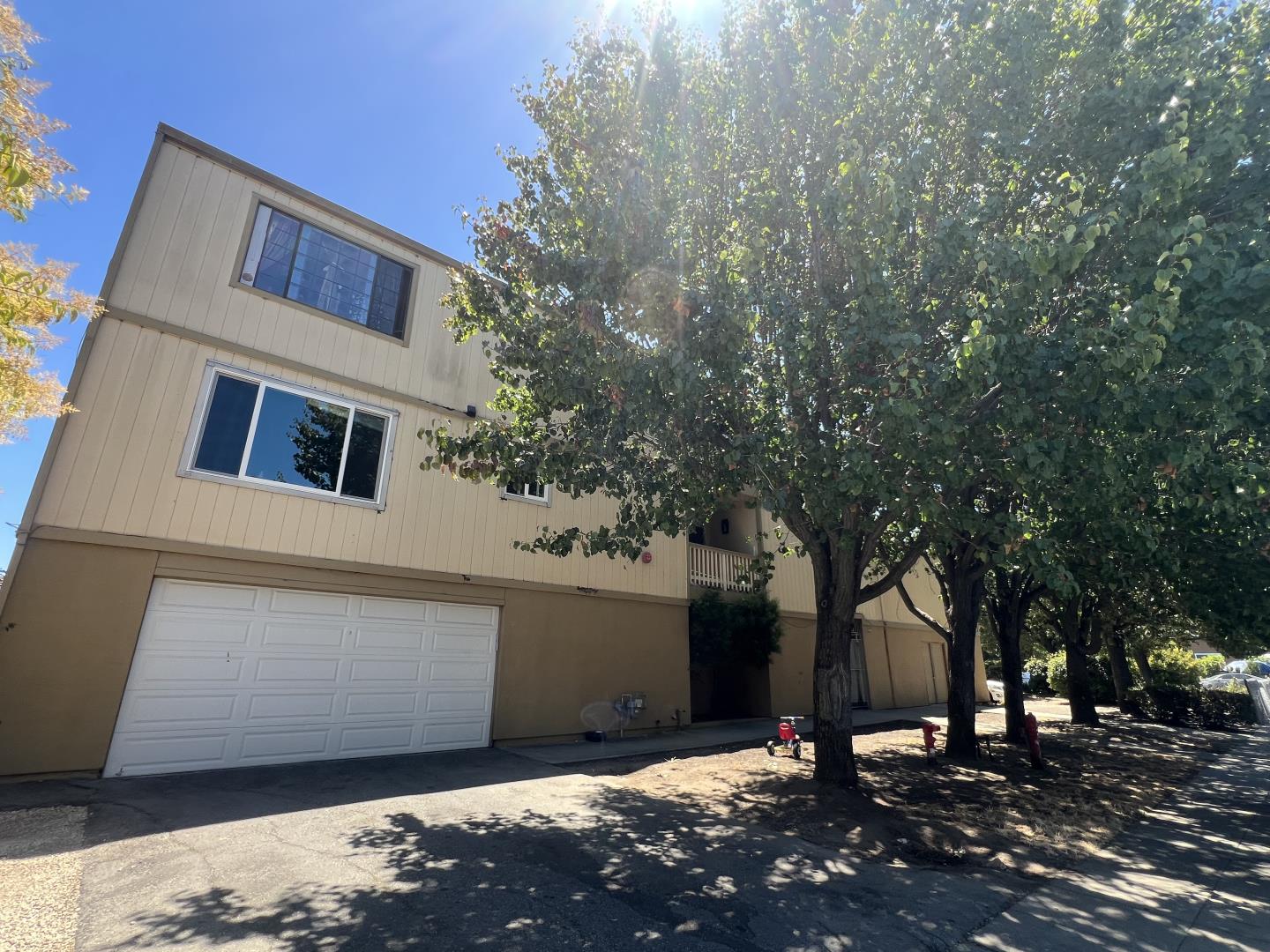 211 Semicircular Road Menlo Park, CA 94025 - Photo 6 of 11