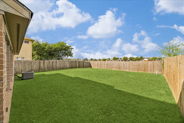 $1,850 | 19811 Shores Edge Drive, Tomball, TX 77375
