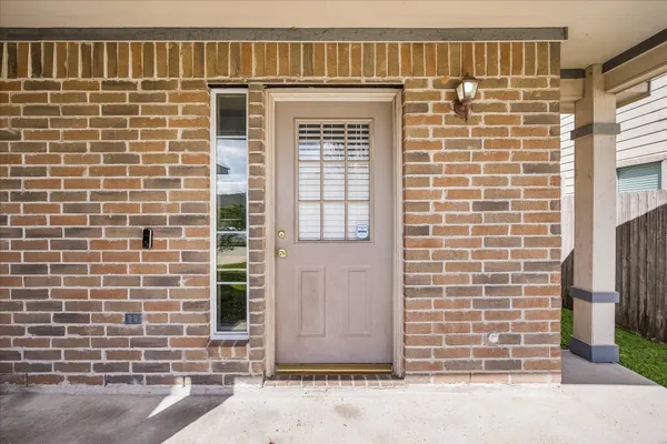 $1,850 | 19811 Shores Edge Drive, Tomball, TX 77375