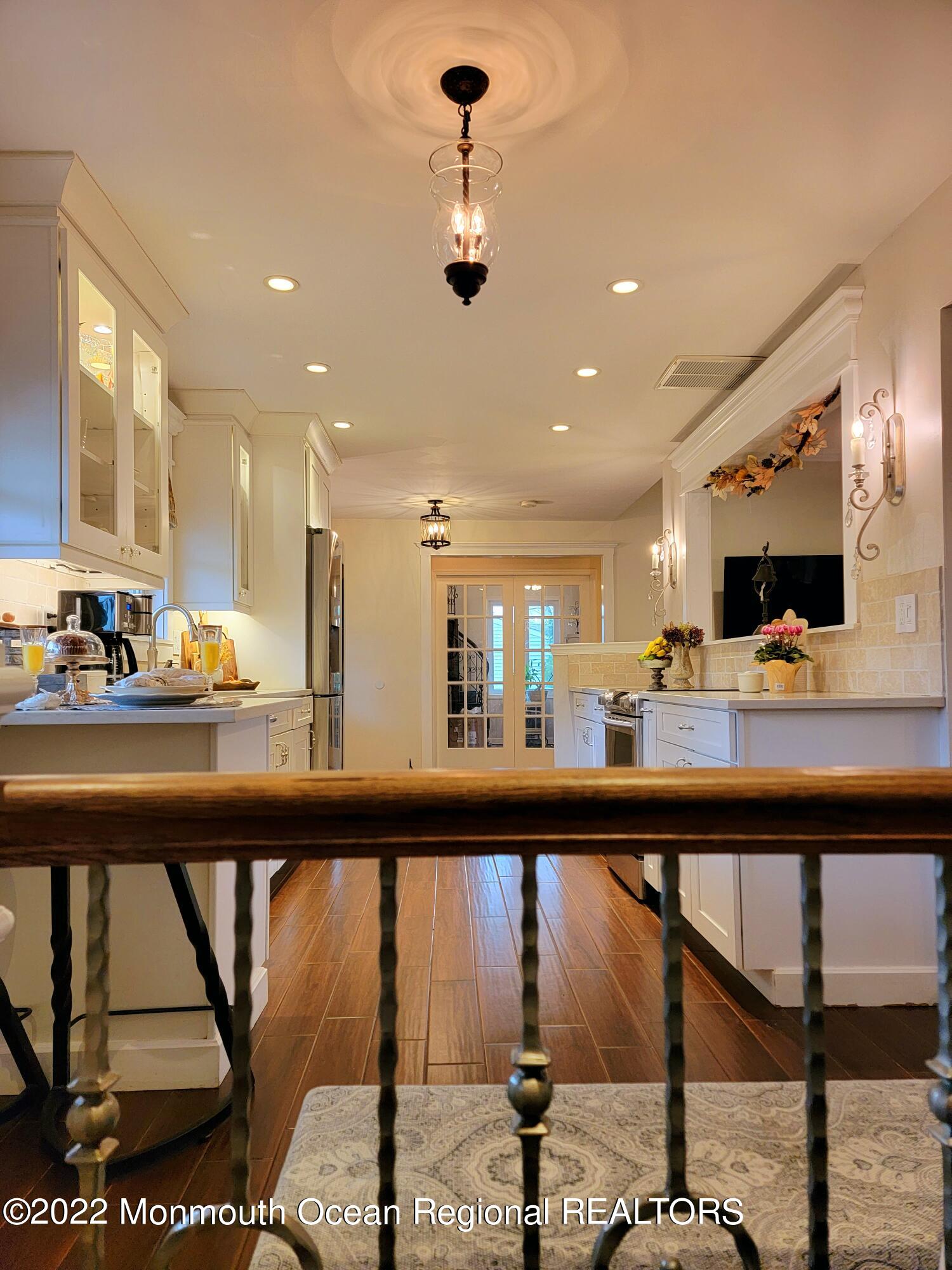 40 Daisy Road Toms River, NJ 08753 - Photo 13 of 27 kitchen4