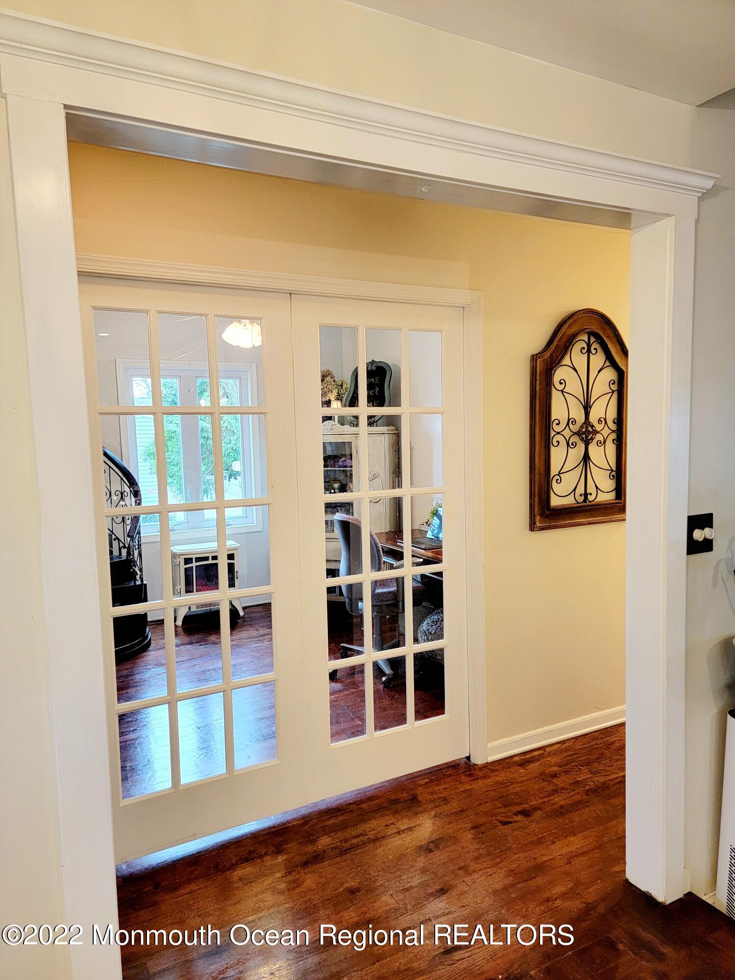 40 Daisy Road Toms River, NJ 08753 - Photo 3 of 27 office3