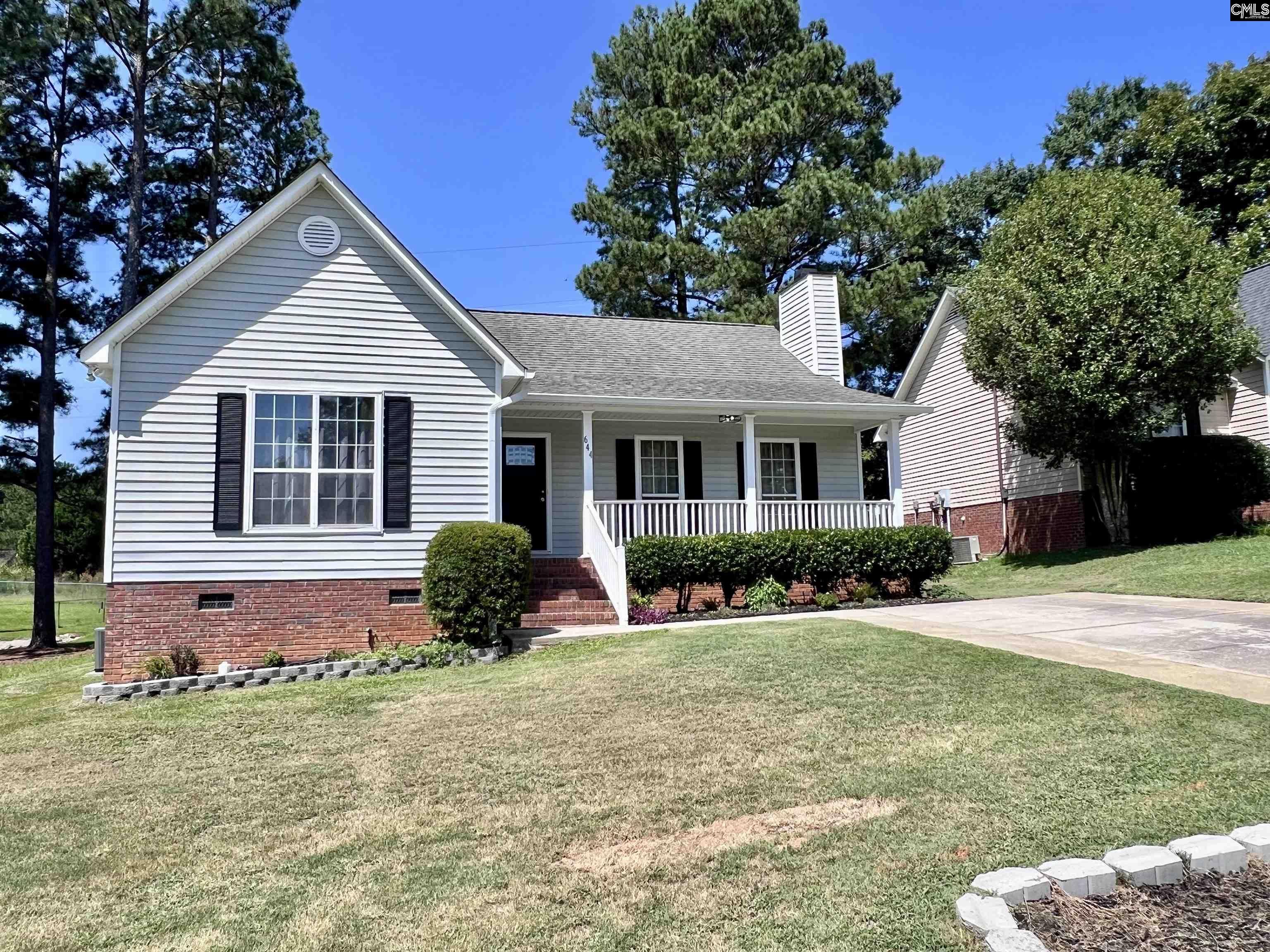 644 Whitland Road Lexington, SC 29072 - Photo 3 of 48 Gallery Image 3
