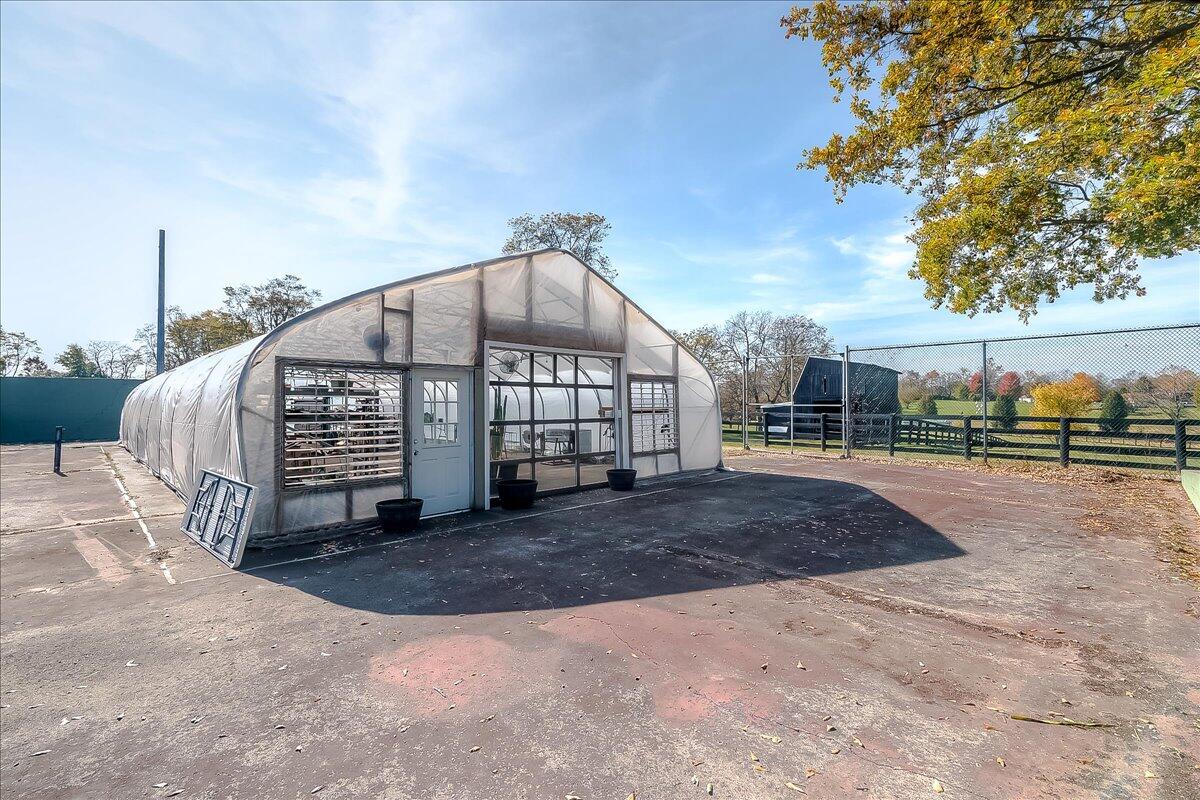 5376 Stewart Road Lexington, KY 40516 - Photo 82 of 98 Large Green House on Tennis Court