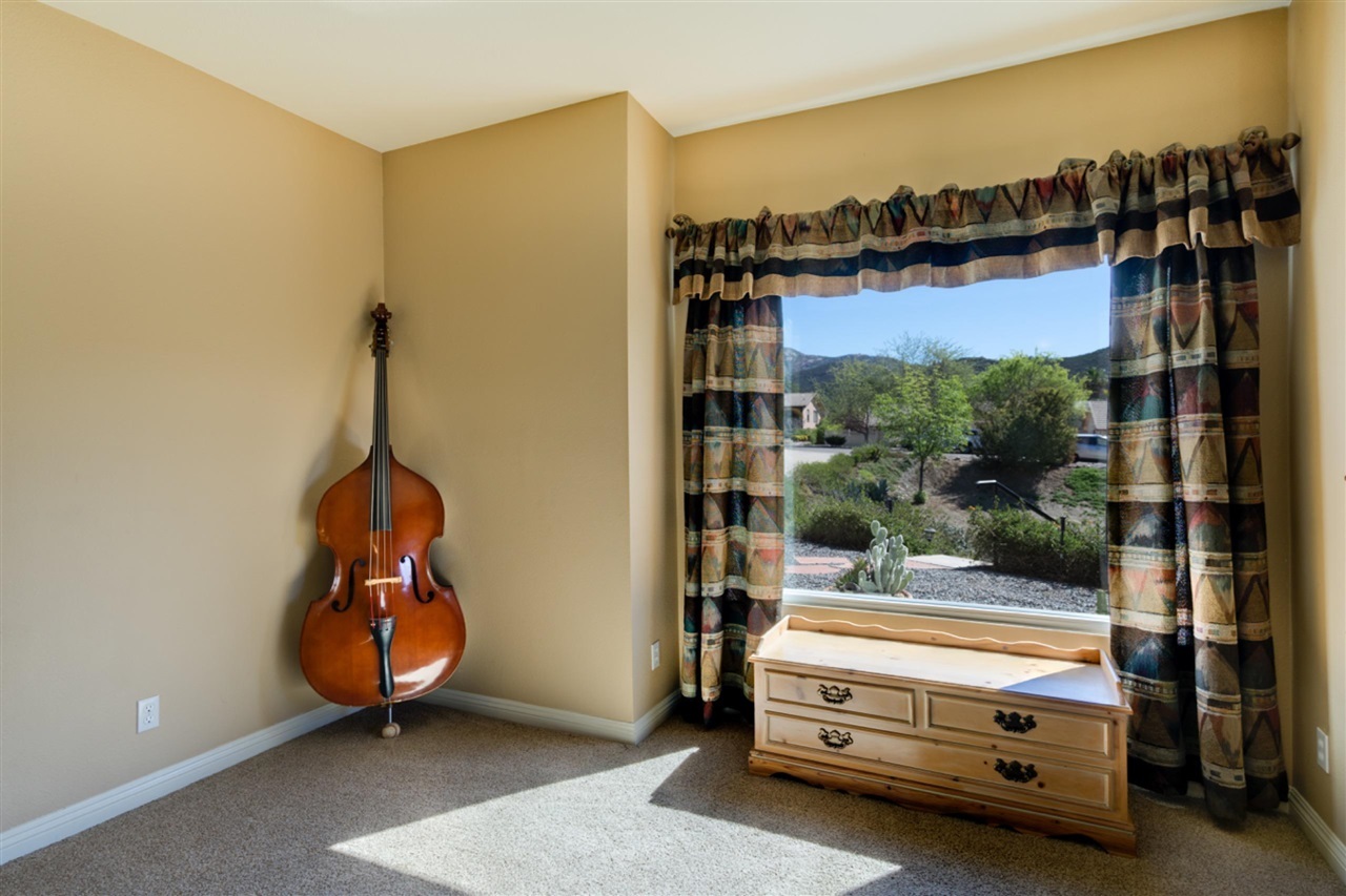 17264 Felipe Road Ramona, CA 92065 - Photo 6 of 25