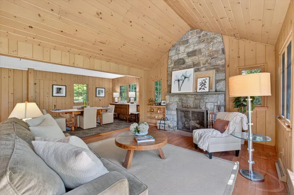 $849,900 | 45 Indian Trail, Brookfield, CT 06804