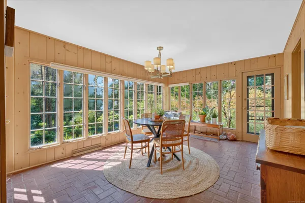 $849,900 | 45 Indian Trail, Brookfield, CT 06804