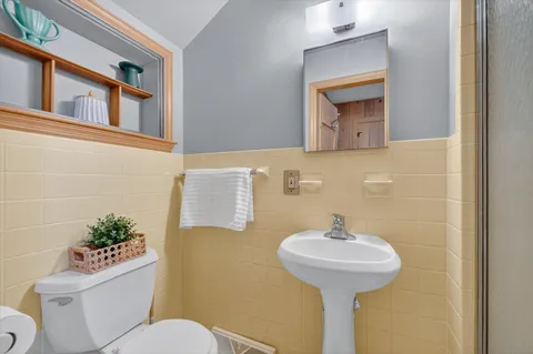 $849,900 | 45 Indian Trail, Brookfield, CT 06804