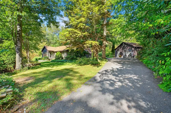 $849,900 | 45 Indian Trail, Brookfield, CT 06804