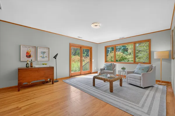 $849,900 | 45 Indian Trail, Brookfield, CT 06804