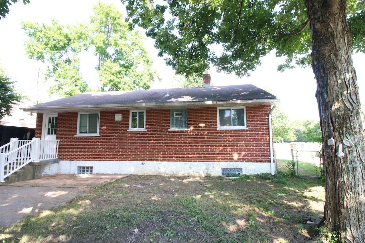 11 Cemetery Road Milford, OH 45150 - Photo 2 of 35 Gallery Image 2