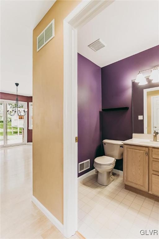 6459 Tupelo Road Allentown, PA 18104 - Photo 13 of 18 Powder Room