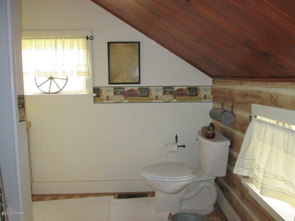 877 Welcome Lake Road Hawley, PA 18428 - Photo 35 of 78 BATHROOM