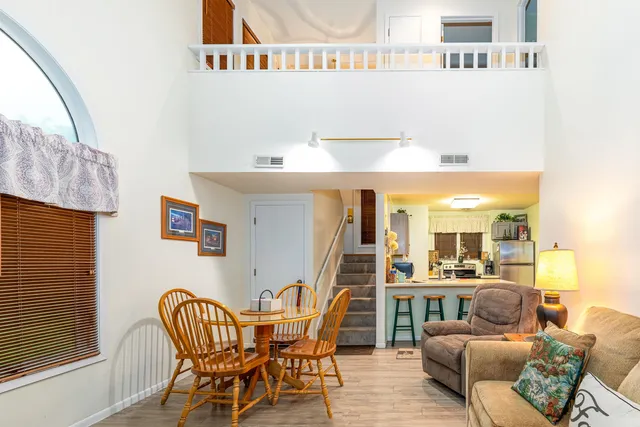 $215,000 | 41 Spring Creek Lane, Galena, IL 61036