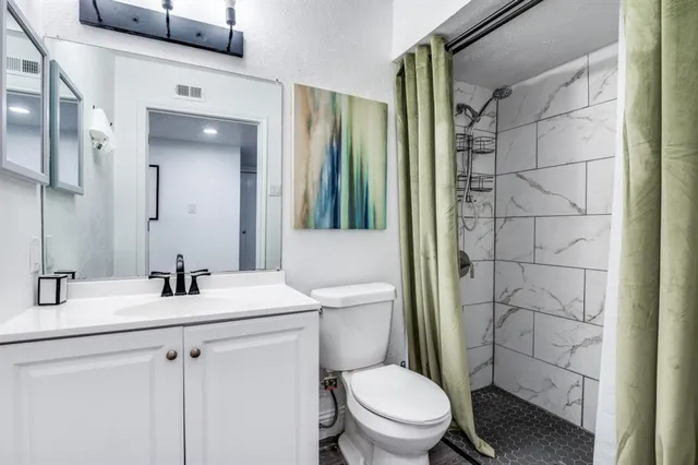 $329,999 | 2813 Woodlark Drive, Fort Worth, TX 76123