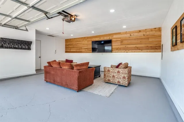 $329,999 | 2813 Woodlark Drive, Fort Worth, TX 76123