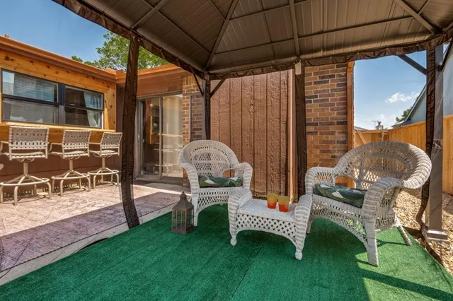 $329,999 | 2813 Woodlark Drive, Fort Worth, TX 76123