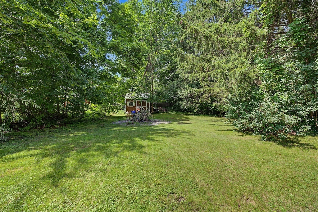 166 Summer Street Amherst, MA 01002 - Photo 22 of 23
