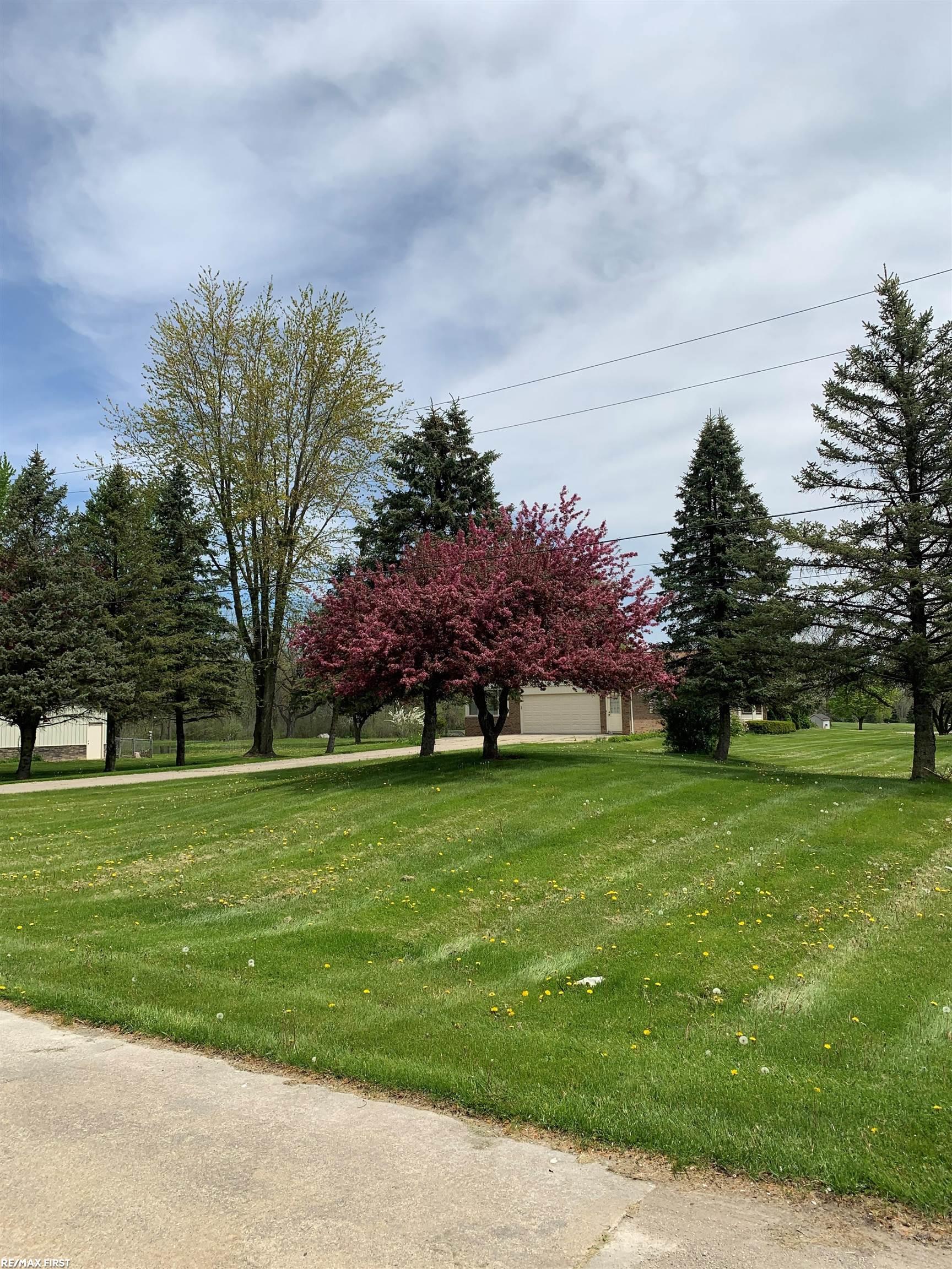 19335 32 Mile Road Armada, MI 48005 - Photo 20 of 24 50177514-76903684-476a-4ee9-9b04-af1c4648c568.JPG