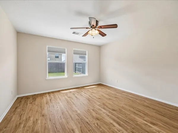 $2,100 | 2715 Gaelic Green Street, Houston, TX 77045