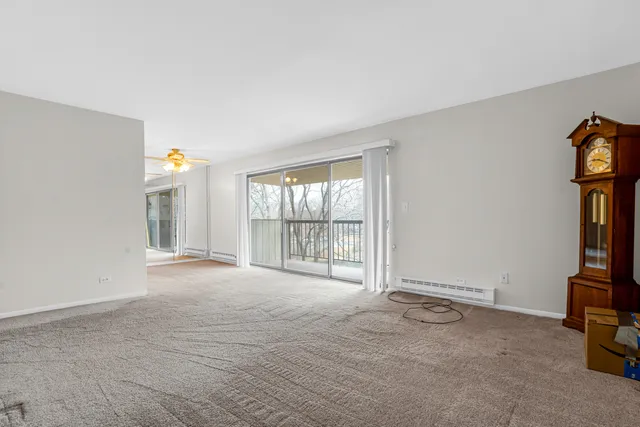 $1,900 | 150 Fountainview Lane, Unit 3B, Lombard, IL 60148