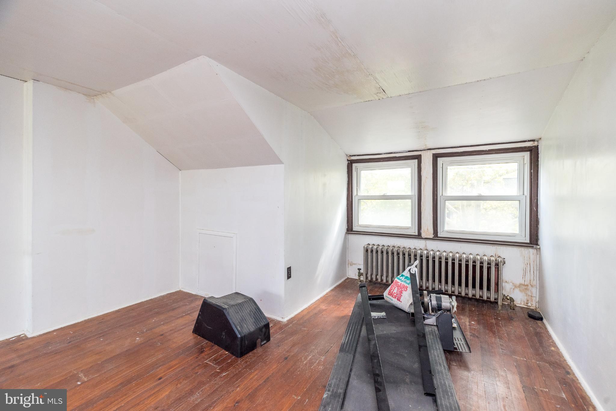 207 Spruce Street Reading, PA 19611 - Photo 20 of 23 Attic Finished Space