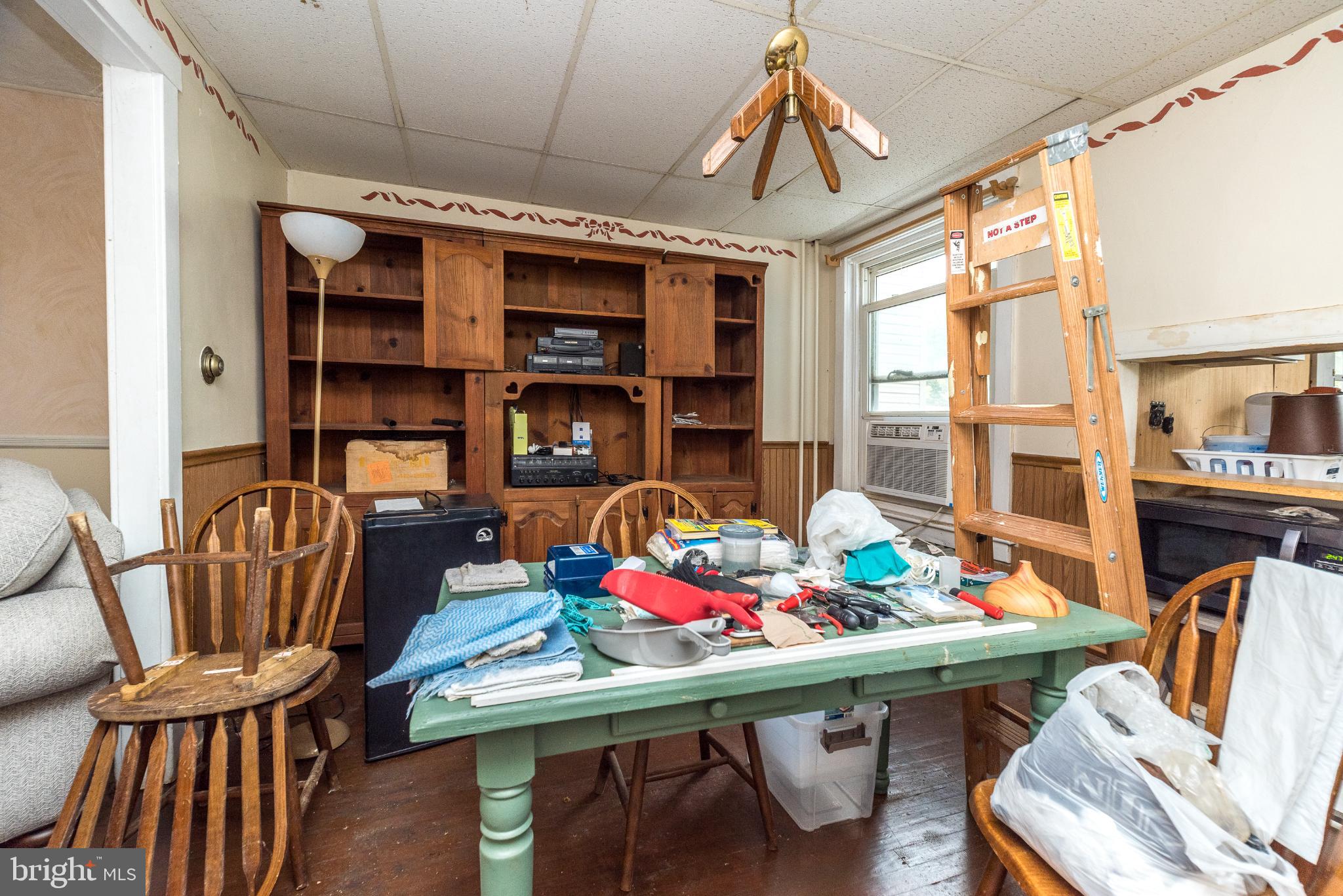 207 Spruce Street Reading, PA 19611 - Photo 9 of 23 Dining Room