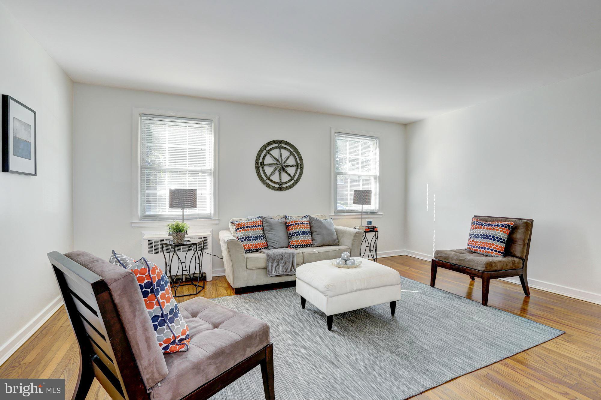 2412 Colston Drive, Unit C103 Silver Spring, MD 20910 - Photo 10 of 18 Living Room