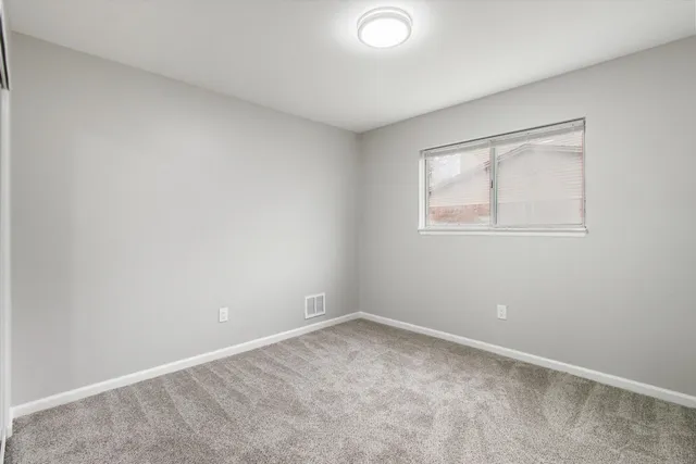 $405,000 | 1735 Crestline Drive, Troy, MI 48083