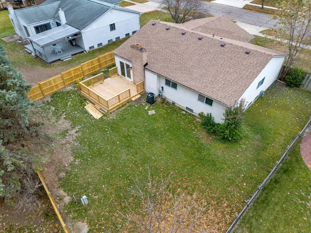 $405,000 | 1735 Crestline Drive, Troy, MI 48083