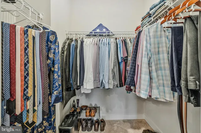 $645,000 | 13240 Lake Woodland Way, Unit 5F, Herndon, VA 20171